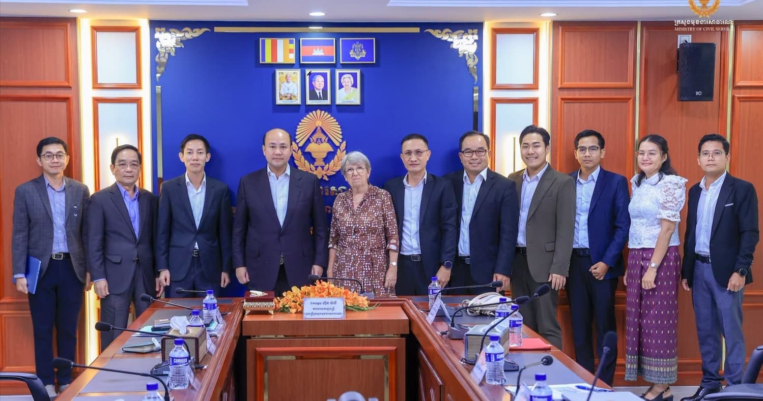 ឯកឧត្តមឧបនាយករដ្ឋមន្រ្តី ហ៊ុន ម៉ានី និងប្រតិភូអង្គការយុវតារាកម្ពុជា ជួបពិភាក្សាអំពីលទ្ធភាពនៃកិច្ចសហប្រតិបត្តិការនាពេលអនាគត ដើម្បីបន្តពង្រឹងការចូលរួមរបស់យុវជន និងពង្រីកផលជះវិជ្ជមានដល់សហគមន៍ជនបទ